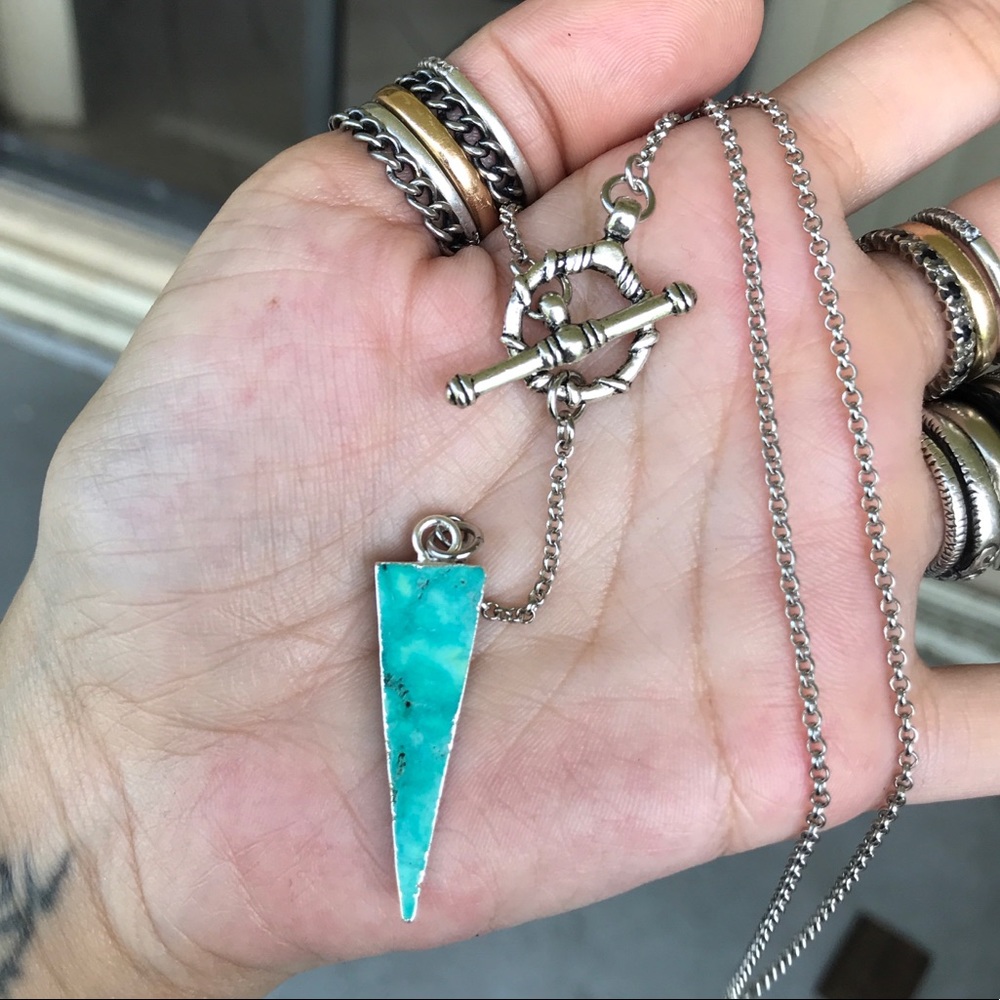 Genuine turquoise triangle lariat toggle clasp - Picture 4 of 8